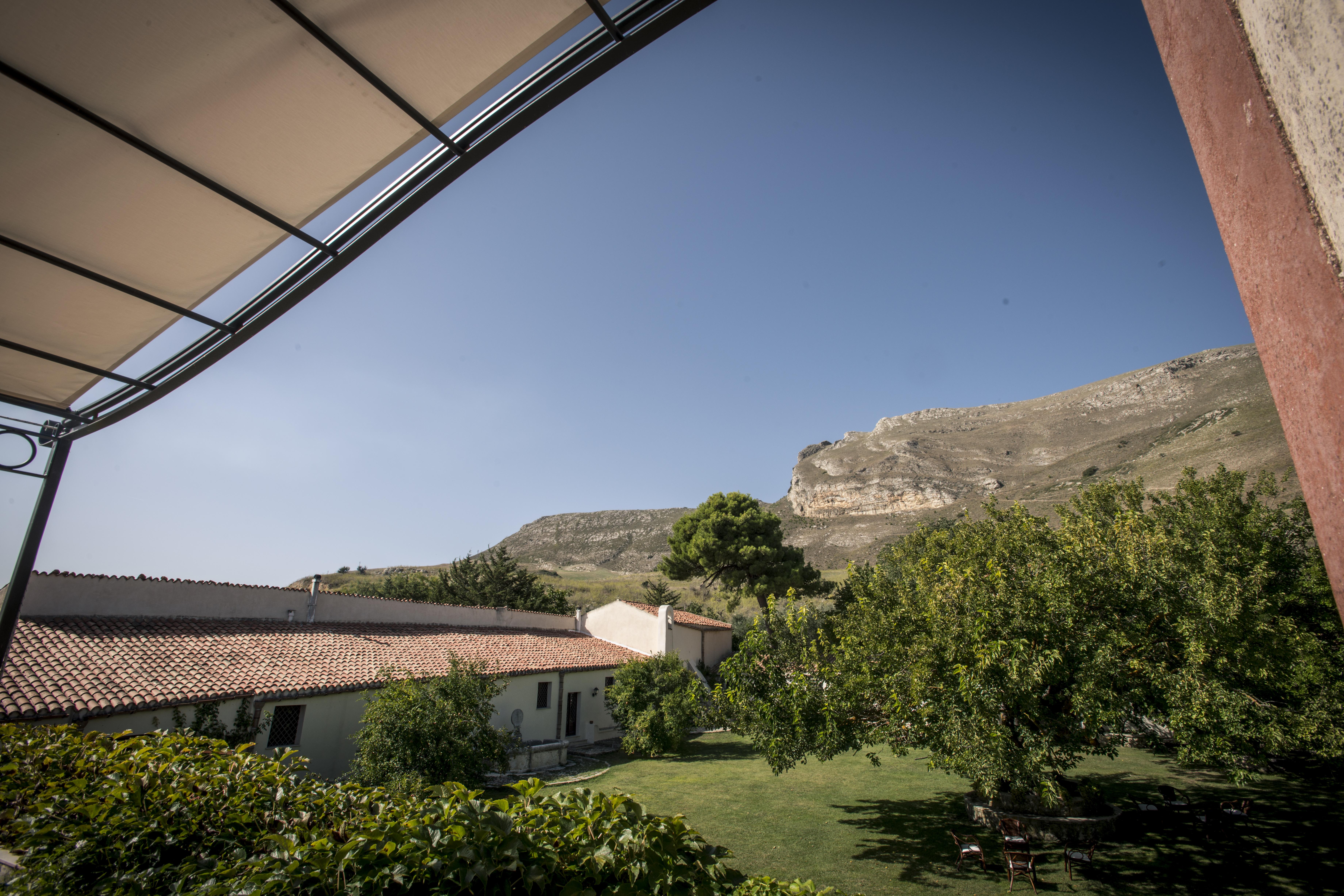 Masseria Rossella Piana Degli Albanesi Exterior foto